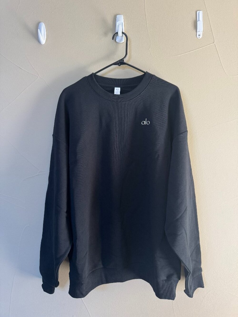 Alo Accolade Crew Neck Pullover